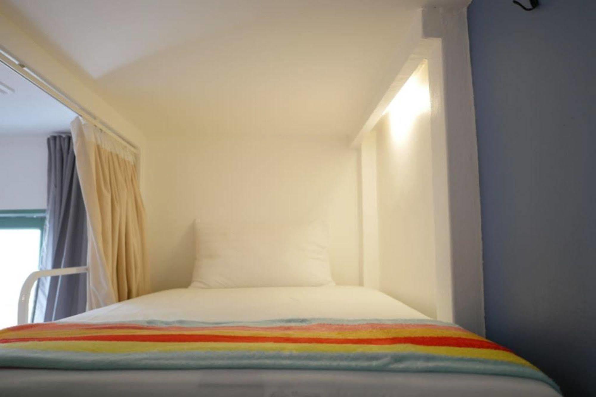 Sleepyowl Hostel Ban Bang Bao  Exterior photo